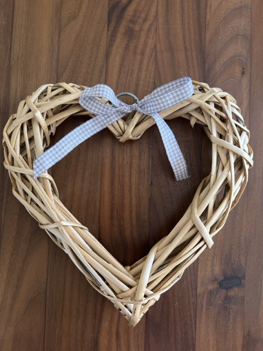 Toutes les décorations: Deko Herz aus Weide – D'occasion à Altdorf UR par JanAil