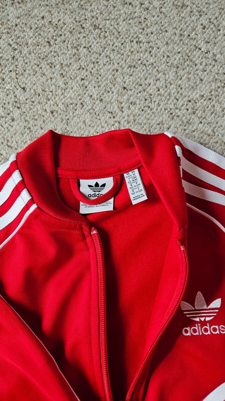 Adidas Vestes & Manteaux: Adidas Jackli TOP – Neuf (Voir description) à Bubikon par diditoto 1