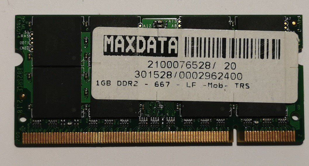 Memoria / RAM: Maxdata 1GB DDR2 667MHz – Usato da Oberwangen b. Bern venduto da Vittorio0