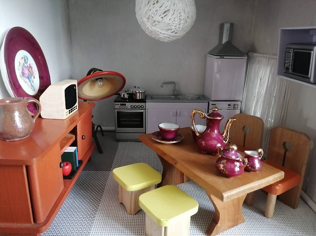 Case e mobili per bambole: Puppenhaus Holz – Nuovo e nell'imballaggio originale da Schaffhausen venduto da Sommerwind67 2