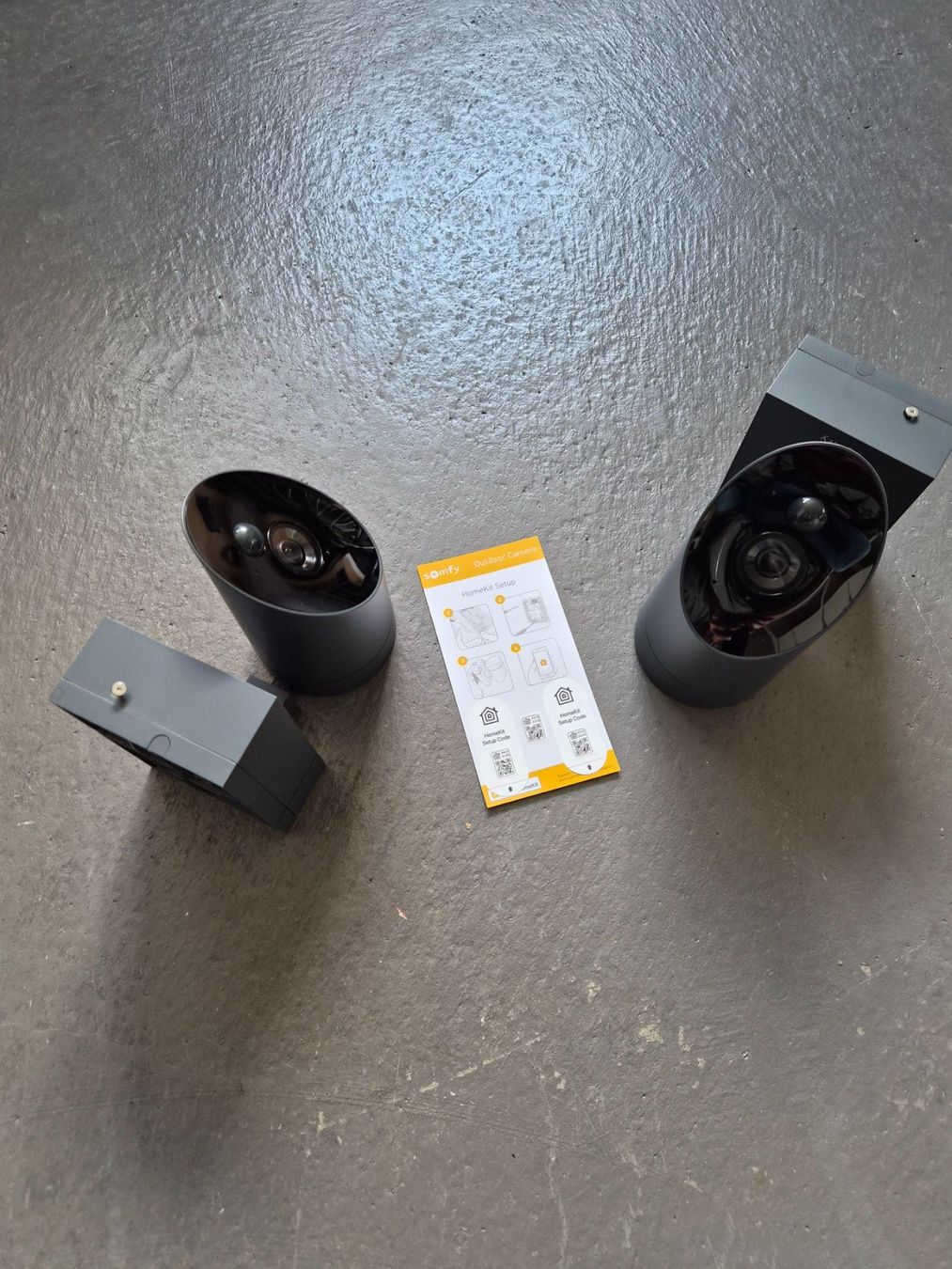 Webcam: 2 Stück somfy WLAN IP Compact Camera - Kamera – Usato da Egg b. Zürich venduto da dama-8132 2