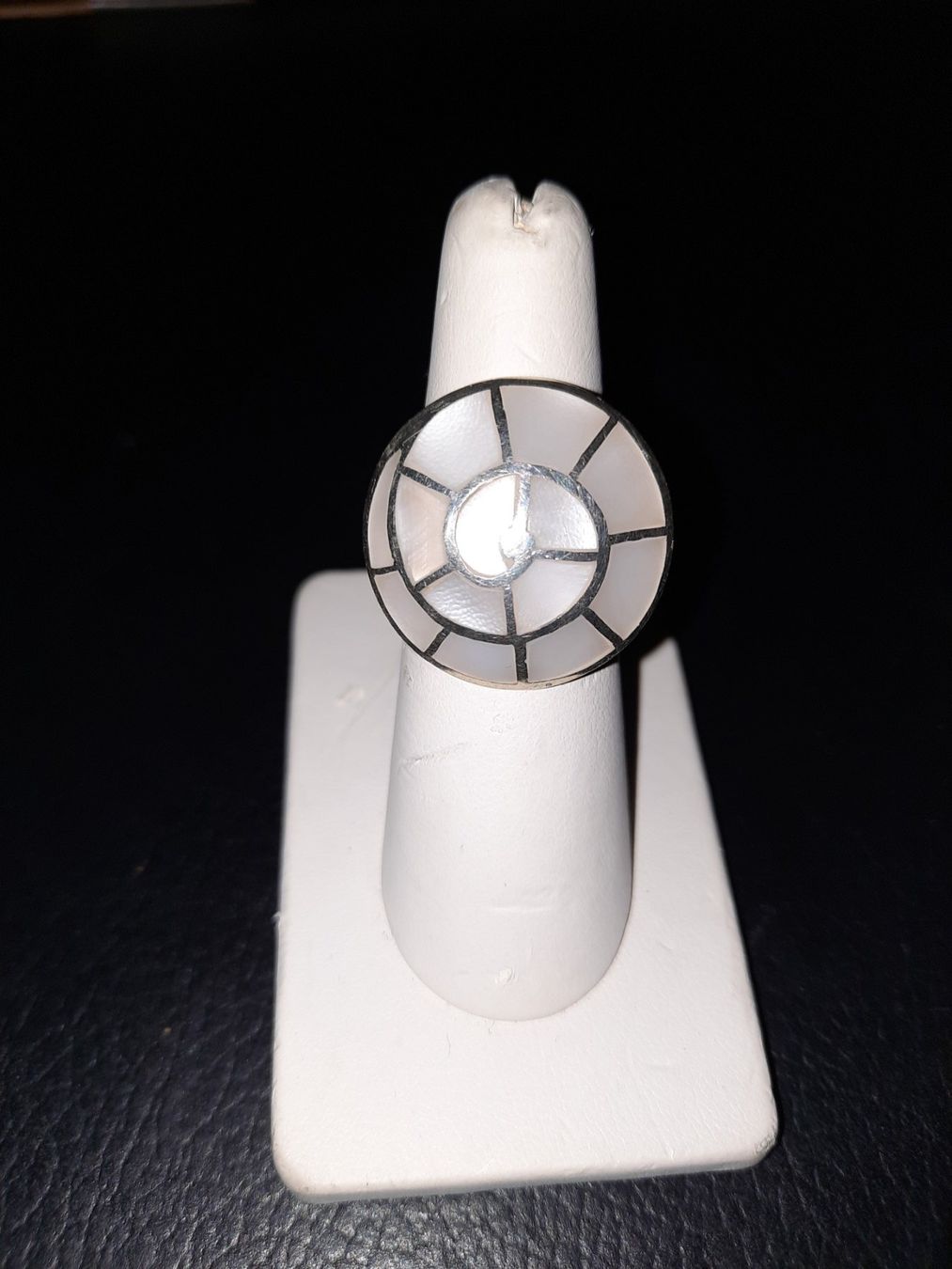 Anelli: Anello in argento 925 e madreperla bianca – Usato da Biasca venduto da Old_6blh 1