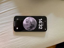 iPhone 14 128GB– funktionstüchtig – Glasrückseite beschädigt