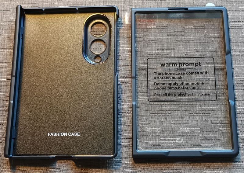 Samsung Coques & Protection écran: Samsung Z Fold 8 case blue "hardglas" – Neuf avec emballage d'origine à Epalinges par swissexpert 3