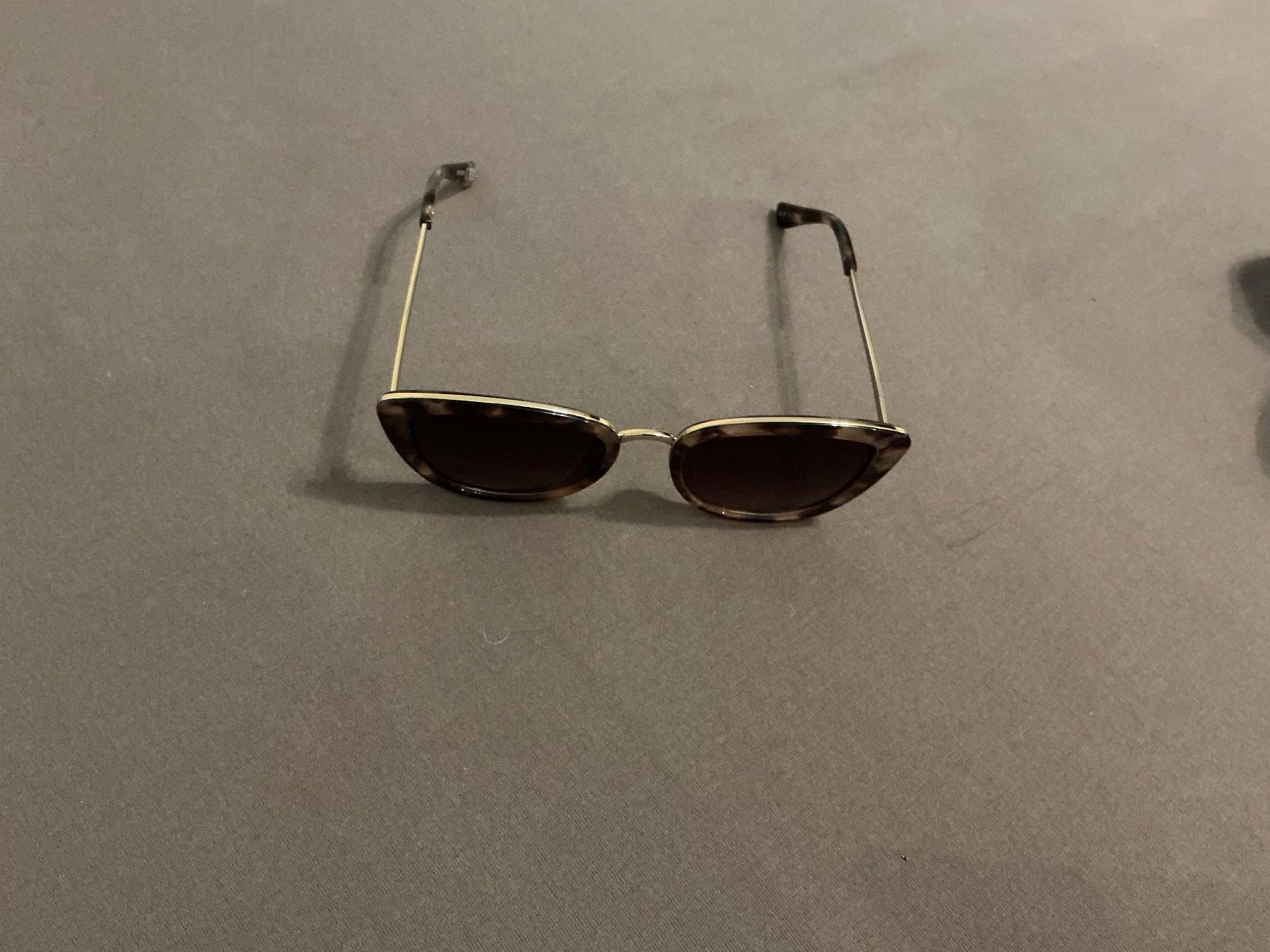 Occhiali & Lenti: Coole Sonnenbrille – Usato da Würenlos venduto da Tina48