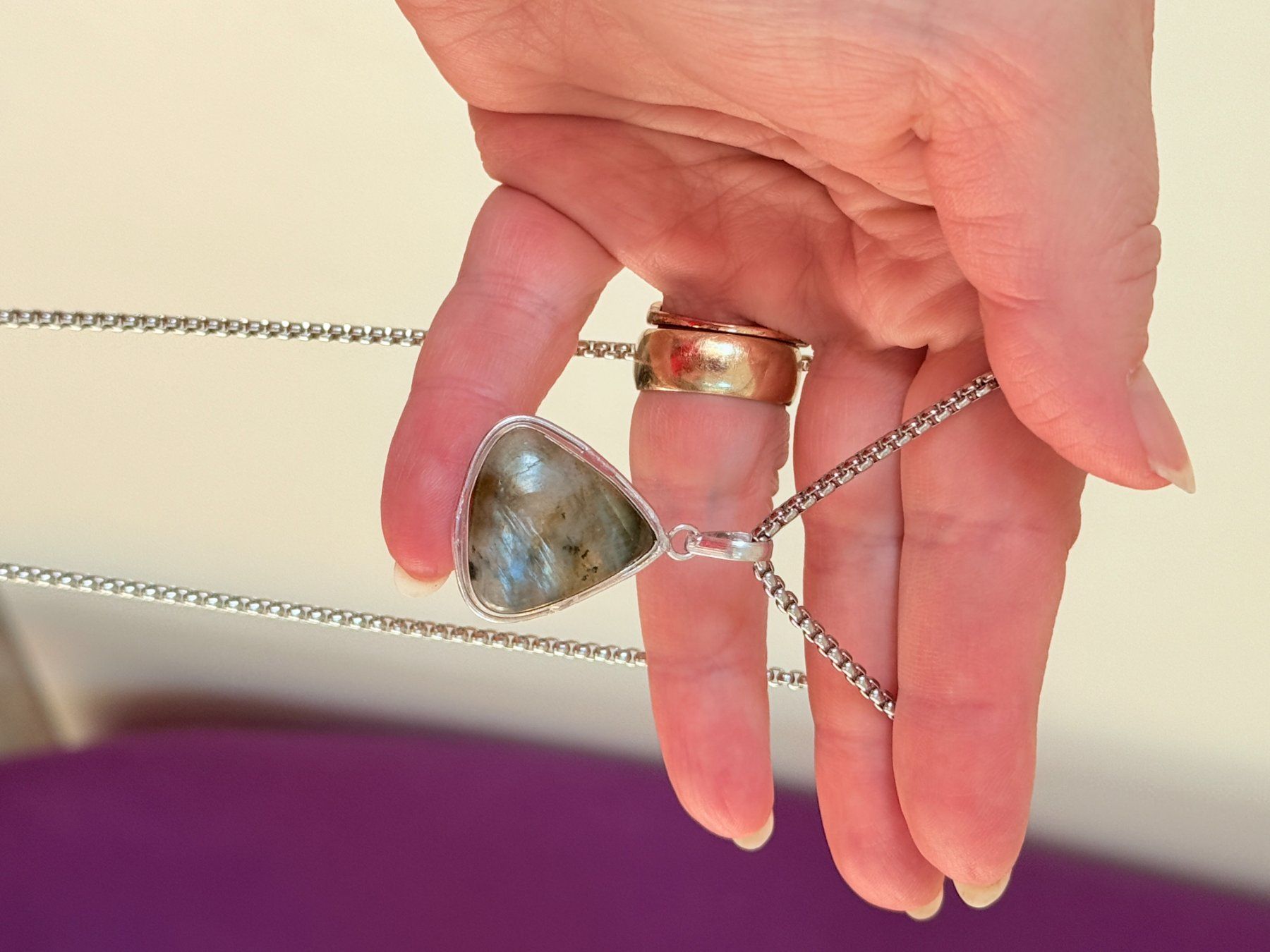 Catenine: Collier avec pendentif en labradorite naturelle – Nuovo e nell'imballaggio originale da Genève venduto da AGBERG 7