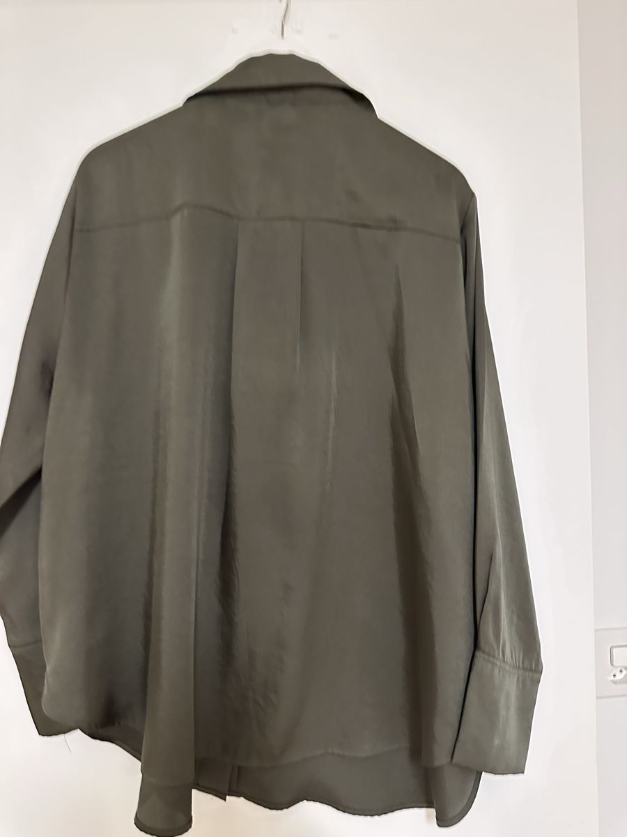 H&M Camicette: Blusen Gr XL von H&M – Usato da Volketswil venduto da Sina008 5