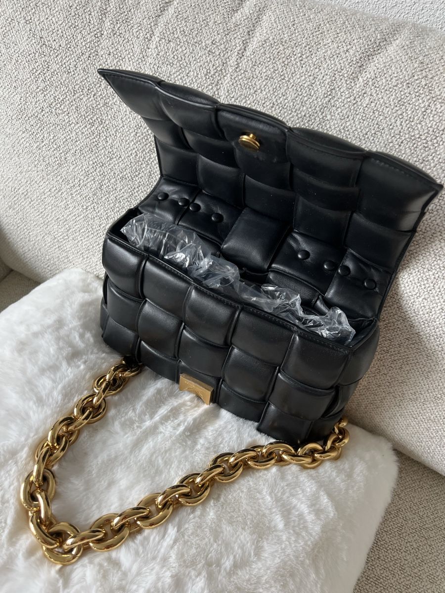 Bottega Veneta Borse da donna: Bottega Veneta Chain Casette – Usato da Cham venduto da dadadel 5