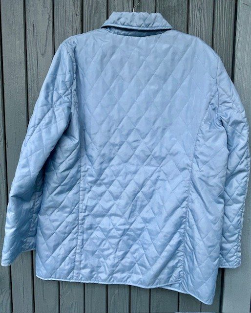 Giacche: Leichte hellblaue Steppjacke – Usato da Ottikon venduto da lo99 1