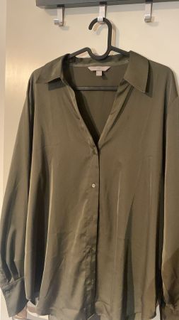 H&M Khaki Bluse, Grösse L,  Top Zustand!