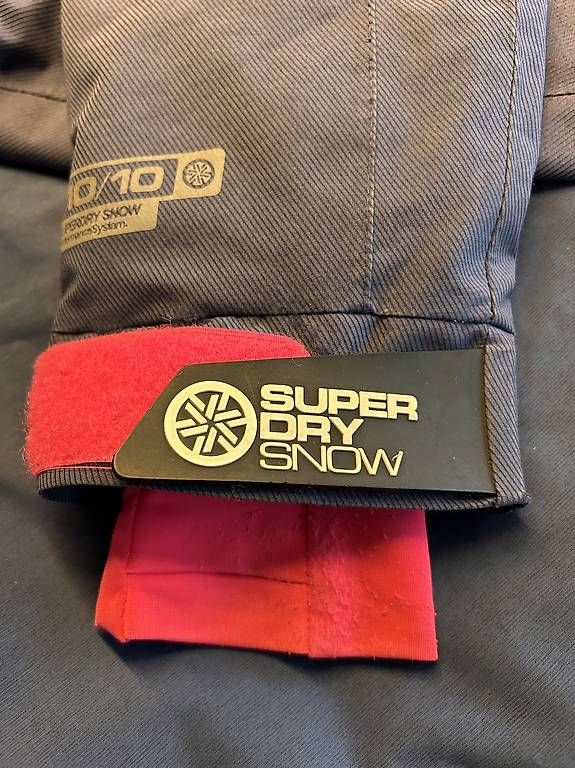Superdry Giacche: Superdry Skijacke Damen, L – Usato da Langenthal venduto da Sica_ 4
