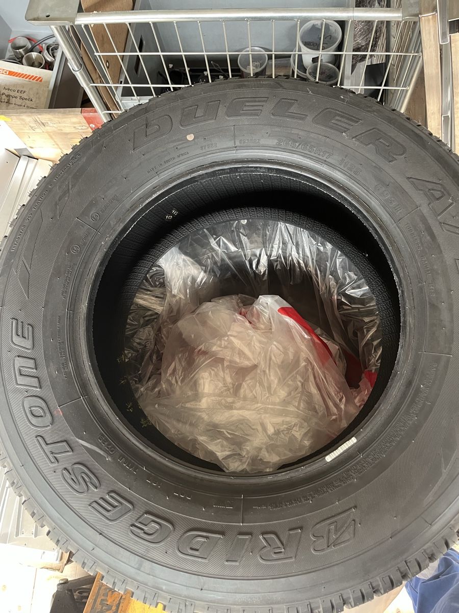 Bridgestone Pneus & Roues: 4x Pneu 265/65 R17 – Neuf (Voir description) à Schindellegi par schinz3 2