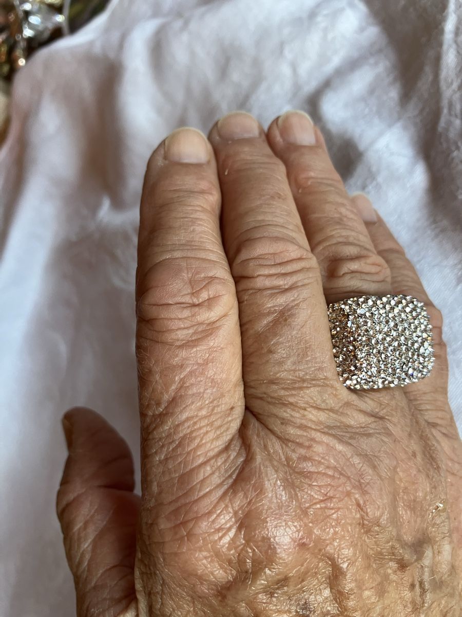 Ringe: Ring mit Strass besetzt, variable Ringschiene – Gebraucht aus Bassersdorf von groovygremlin 1