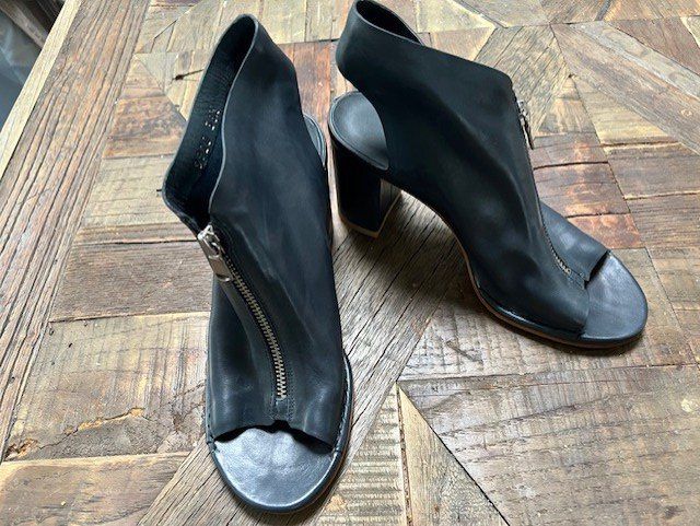 Damenschuhe: Schöne Designer Damen Stiefeletten, neu !! – Neu (gemäss Beschreibung) aus Aarau von Fredy051 5