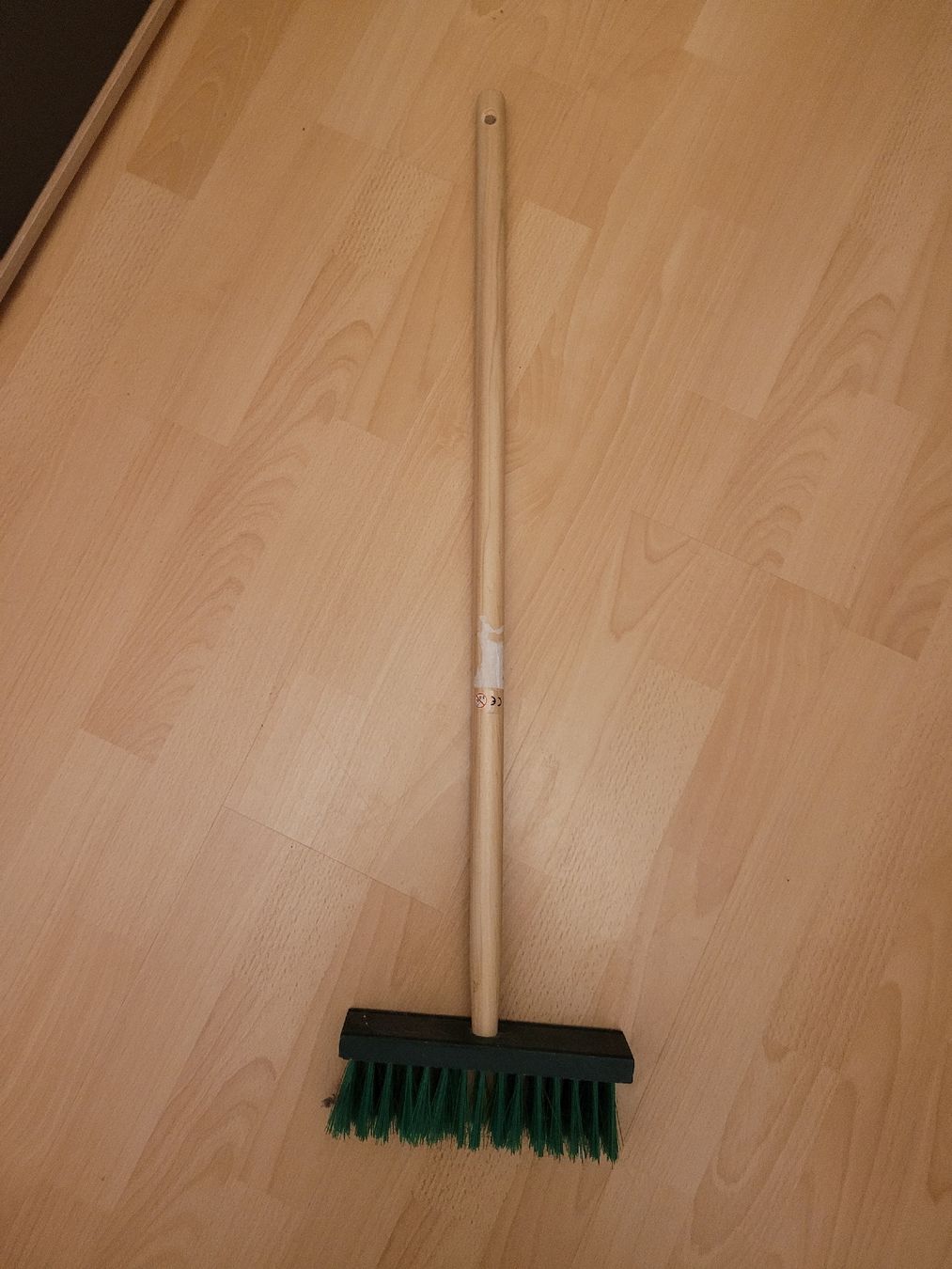Autres appareils de nettoyage: Besen Kinder – D'occasion à Inwil par Flower2325