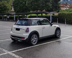 Mini Cooper S - White - Well Maintained - Motor overheating