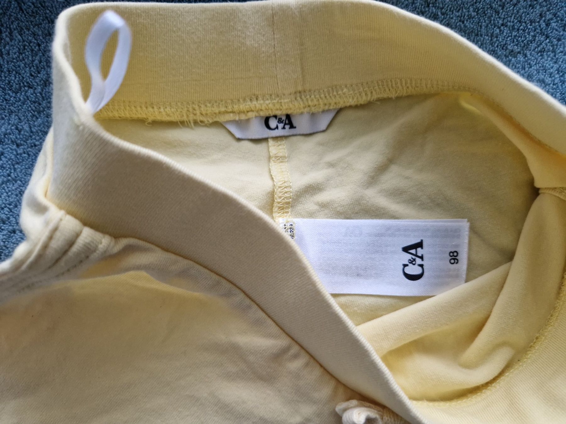 C&A Pantaloni: Kurze Hose grösse 98 – Usato da Heimberg venduto da Eleanor20 1