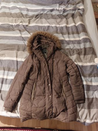 Winterjacke mit Kapuze, Grösse M