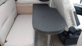 Wohnmobiltisch, ein- und aushängen