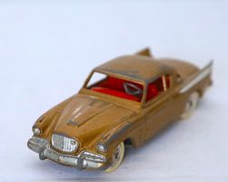 VINTAGE STUDEBEKER GOLDEN HAWK 1:43 CORGI TOYS