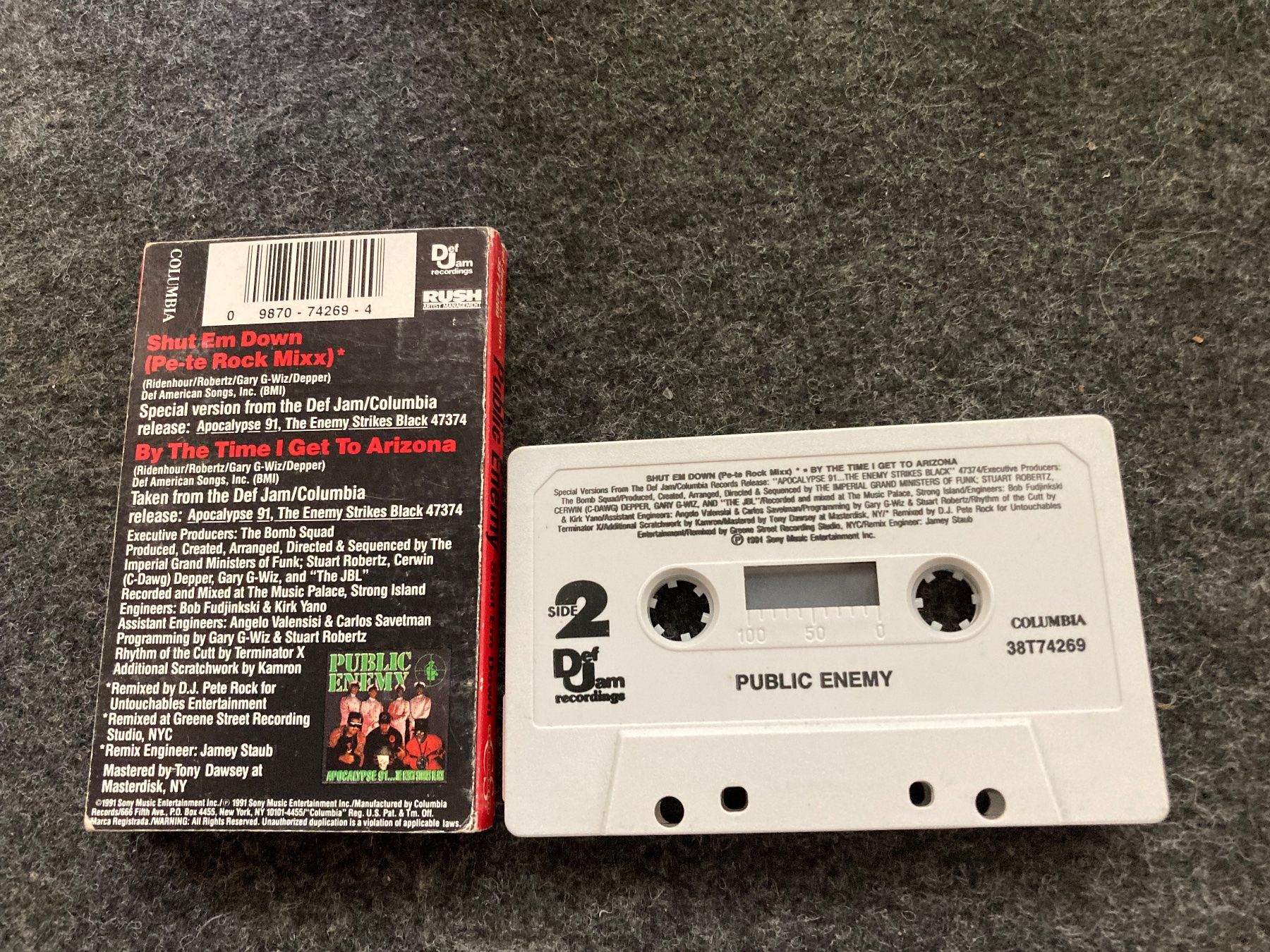 Musicassette: Public Enemy - Shut Em Down (MC) – Usato da Fribourg venduto da Karushi 4