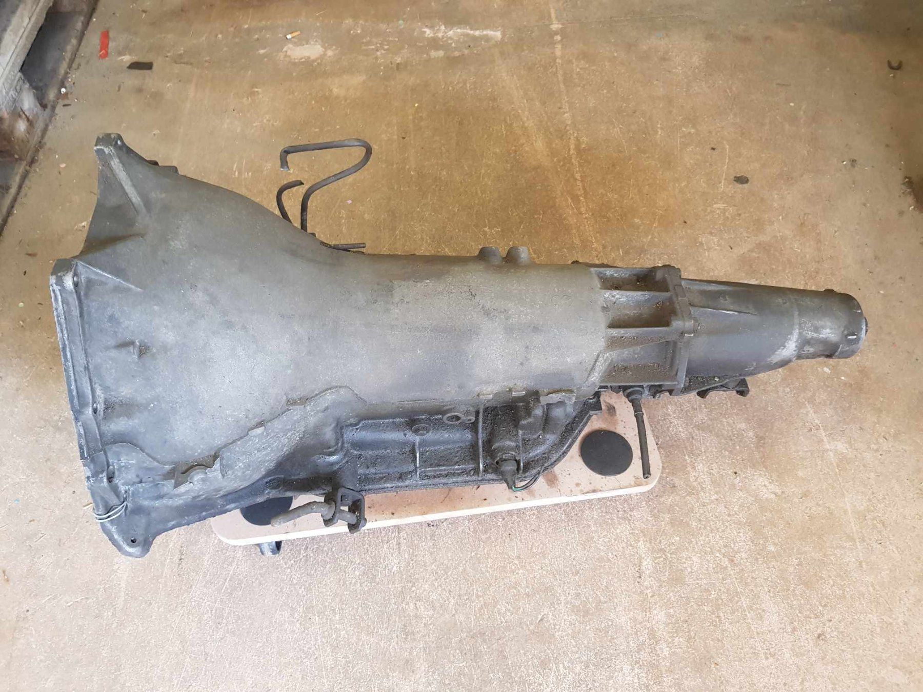 GM Tutti pezzi di ricambio auto: GM Automatikgetriebe lang Version TH400 BOP – Usato da Niedergösgen venduto da usc_8fsx