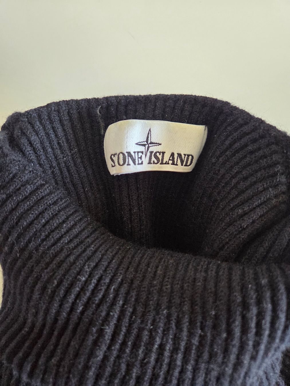 Stone Island Pullover & Sweatshirts: Rollkragenpullover von STONE ISLAND – Gebraucht aus Oberrieden von Smart570 4