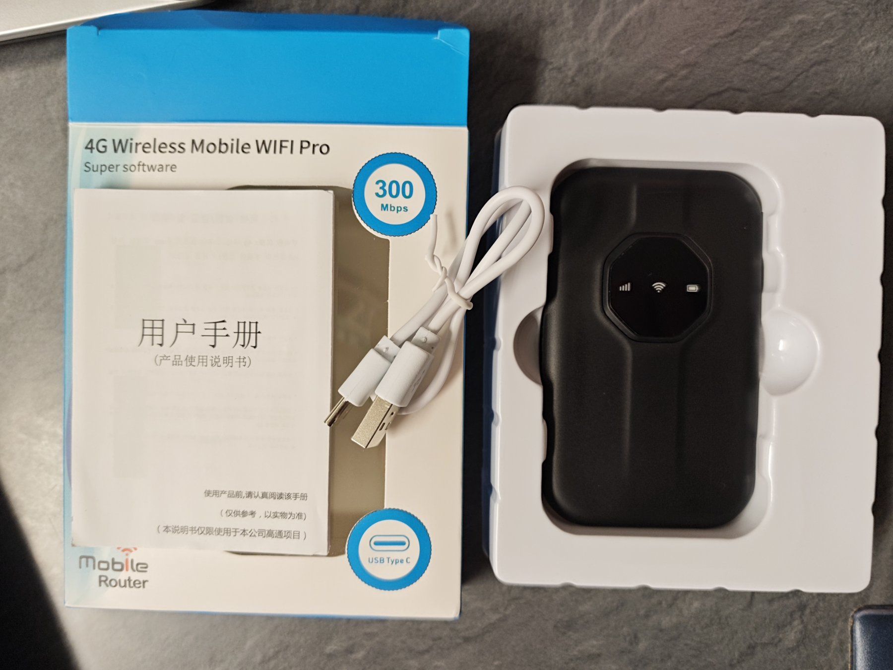 Modem & Router: 4G Wireless Mobile WIFI Pro Router – Nuovo (secondo la descrizione) da Schindellegi venduto da Andygaby