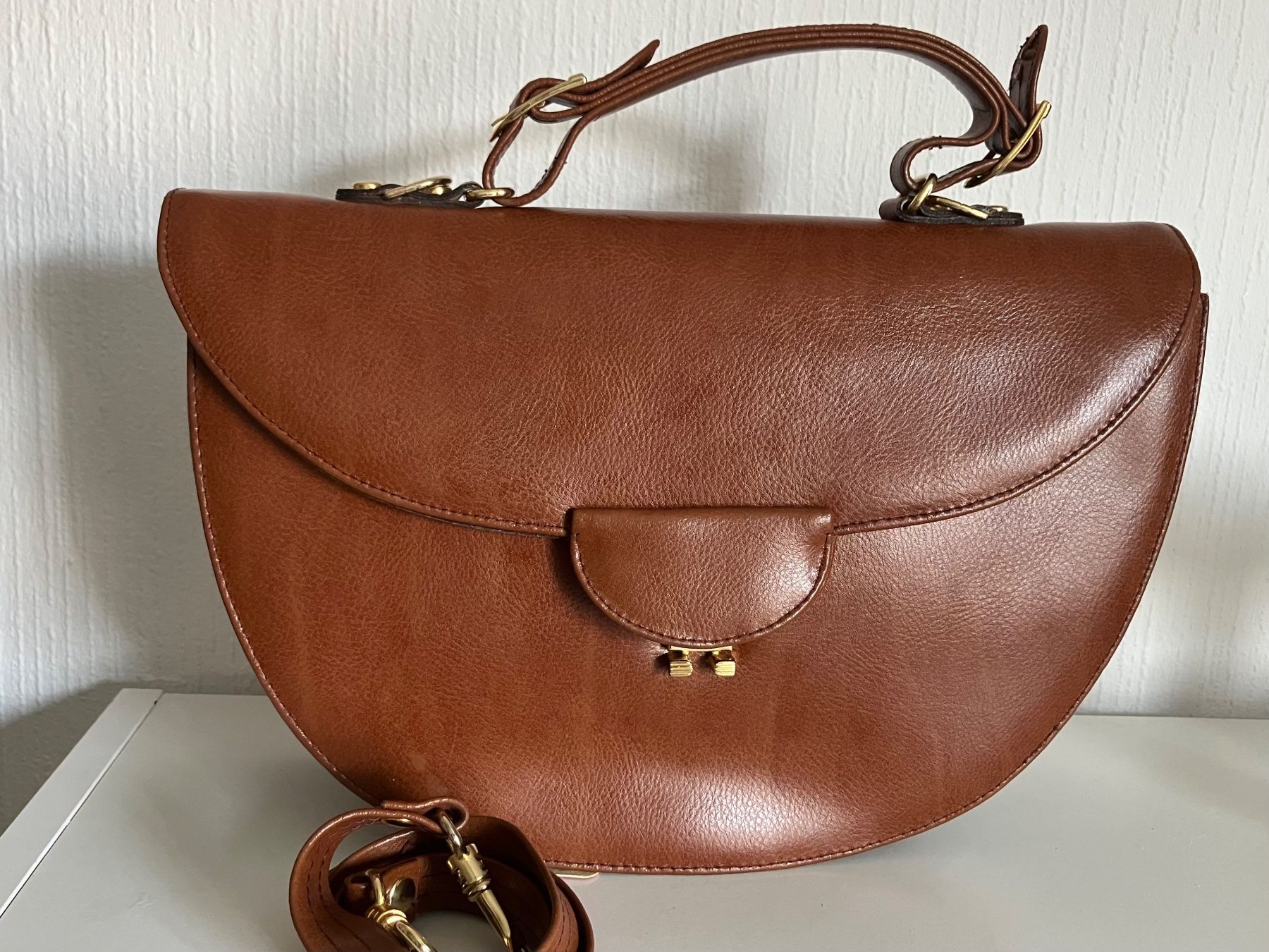 Borse da donna: Sac à main vintage marron JP forme originale – Usato da Peseux venduto da CharmeCommerce511 1