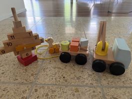 Holzspielzeug Uhr und LKW guter Zustand
