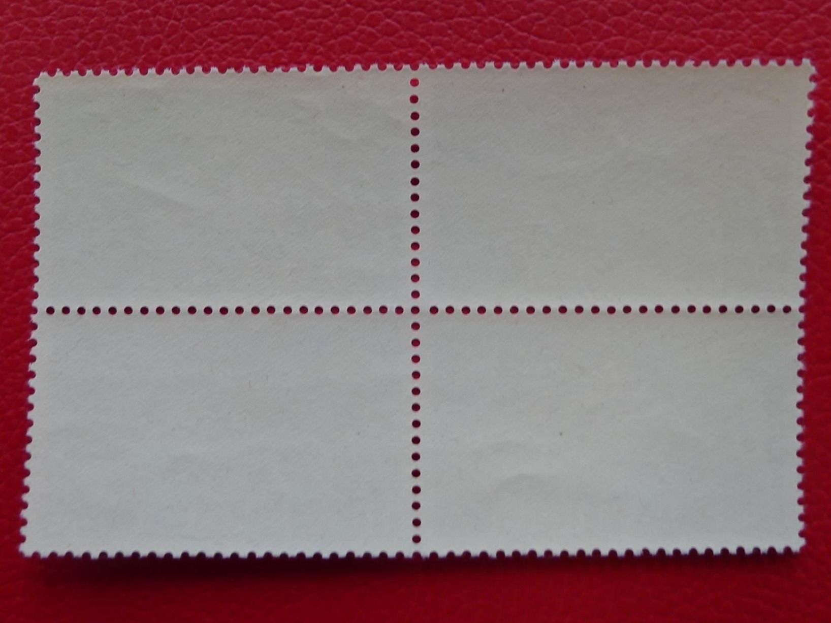 Tutti i francobolli: 1946, F41 Viererblock postfrisch ** Flugpost, Kat: 200.- – Usato da Sursee venduto da Luzernerraute 1