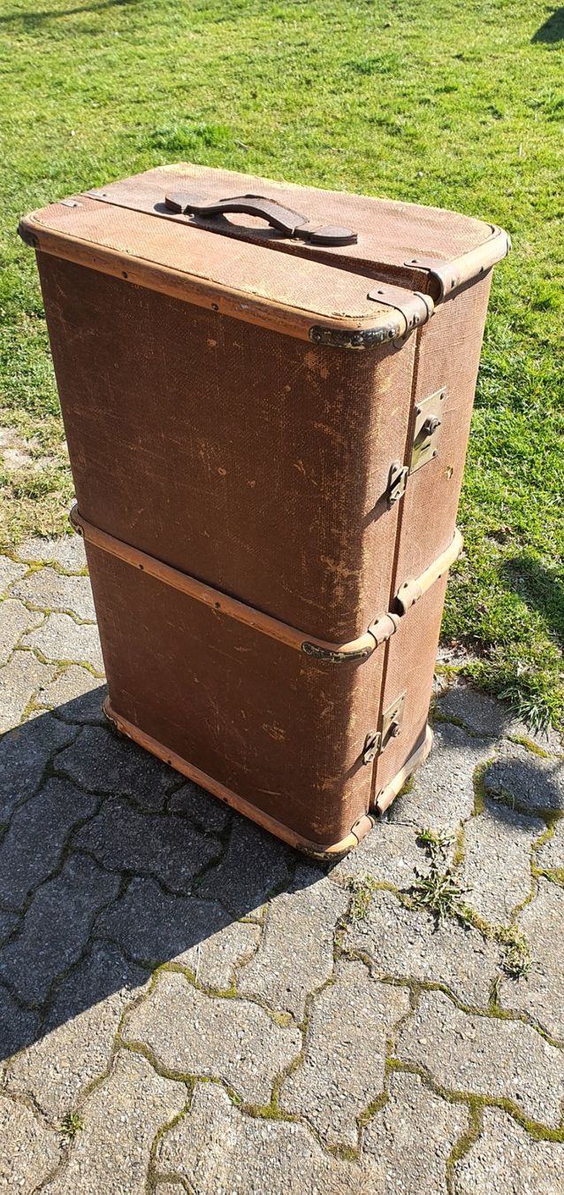 Valigie: Antiker Reisekoffer – Usato da Riggisberg venduto da Yellowcoyote