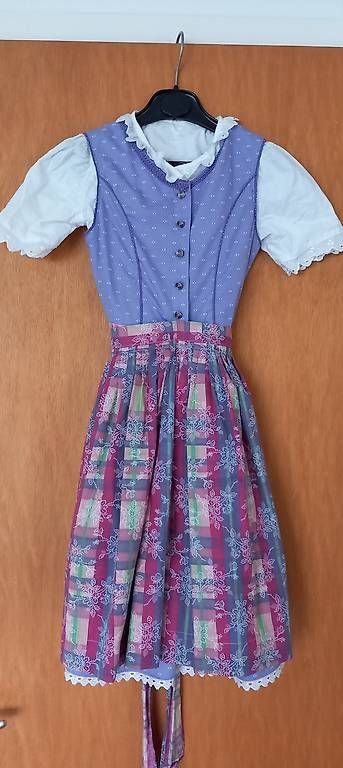 Robes: Dirndl – D'occasion à Speicher par Luzcy
