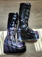Schuhe Stiefel Demonia Grösse 39 Schwarz Rot mit Keilabsatz