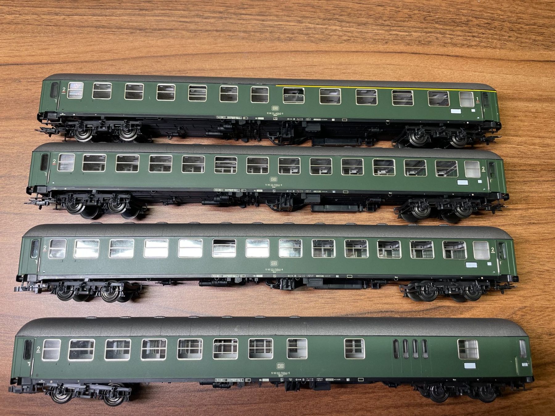 Modellini di ferrovie: ADE 4x Personenwagen der DB in DC – Usato da Villmergen venduto da Mfritz 1