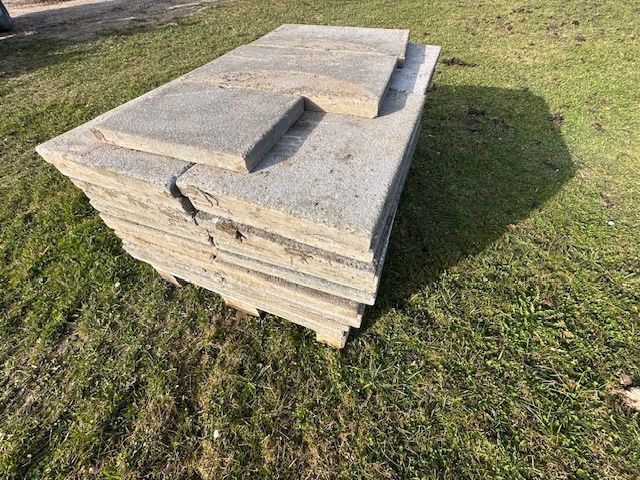 Rivestimenti per pavimenti: Betonplatten / Gehwegplatten / Platten / Gartenplatten – Usato da Schlatt ZH venduto da frosch116 1