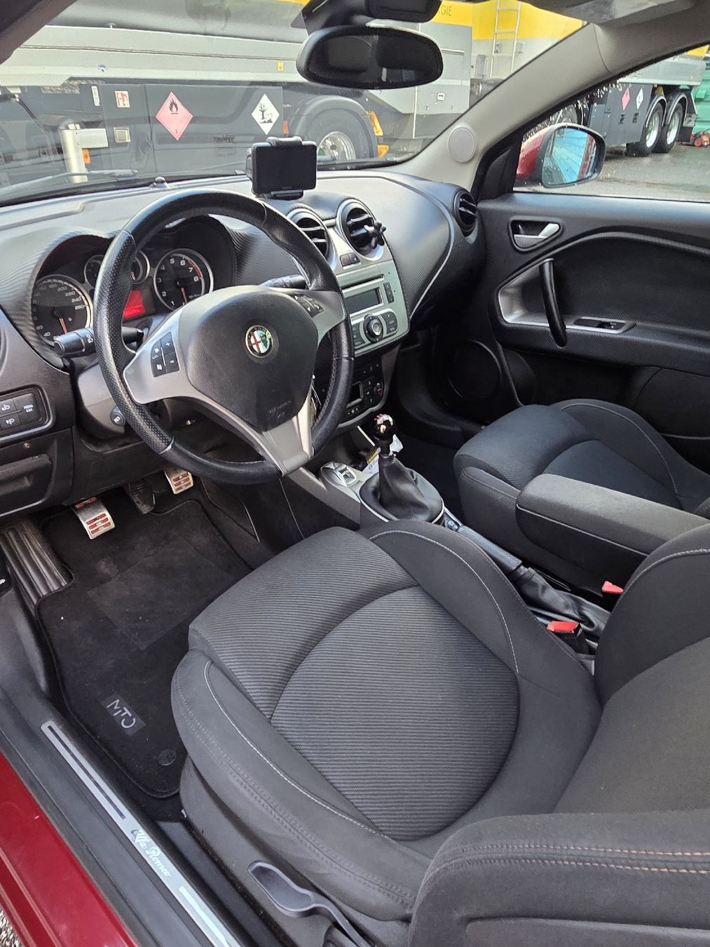 Alfa Romeo Automobili: Alfa Mito 1.4 Distinctive – Usato da Bauma venduto da Cars_for_Budget 6