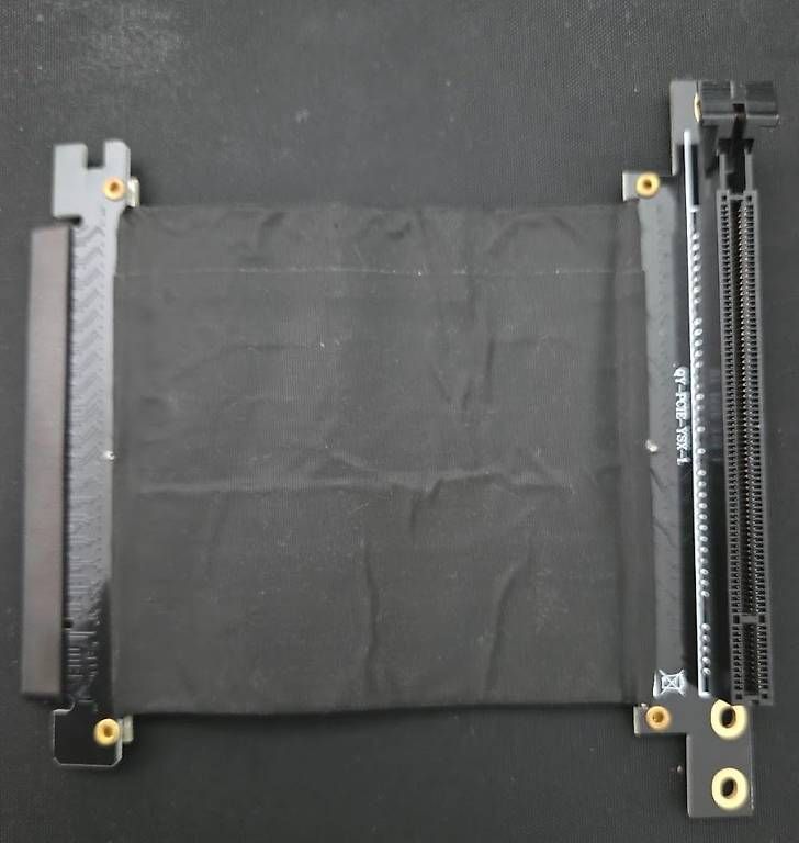 Kabel: PCI-Express Riser Kabel 10cm – Gebraucht aus Egolzwil von Chaeferli