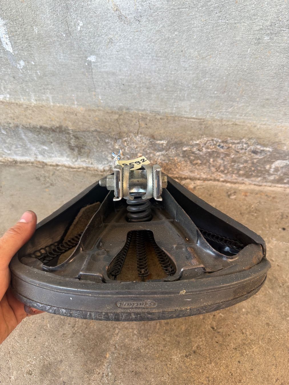 Puch Pièces pour mobylette: Giuliari Mofa Sattl Oldie – D'occasion à Fahrni b. Thun par berger_tuning34 2
