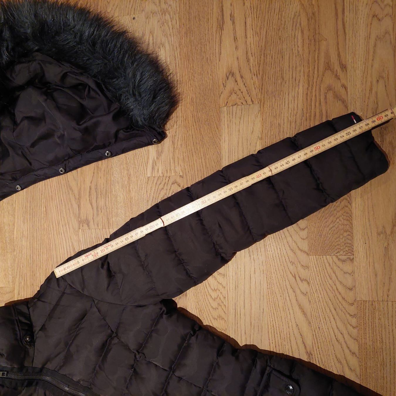Tommy Hilfiger Giacche: Winterjacke Tommy Hilfiger S – Usato da Nendeln venduto da Zopfie_ 8