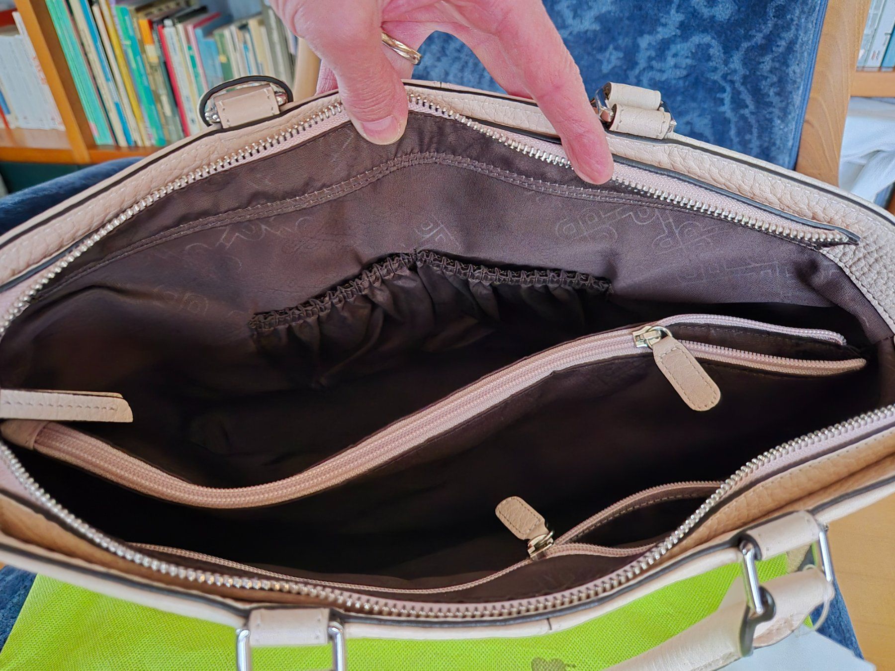 Picard Taschen für Damen: PICARD Shopper "Astana" – Neu (gemäss Beschreibung) aus La Tour-de-Peilz von PasciSwiss 4