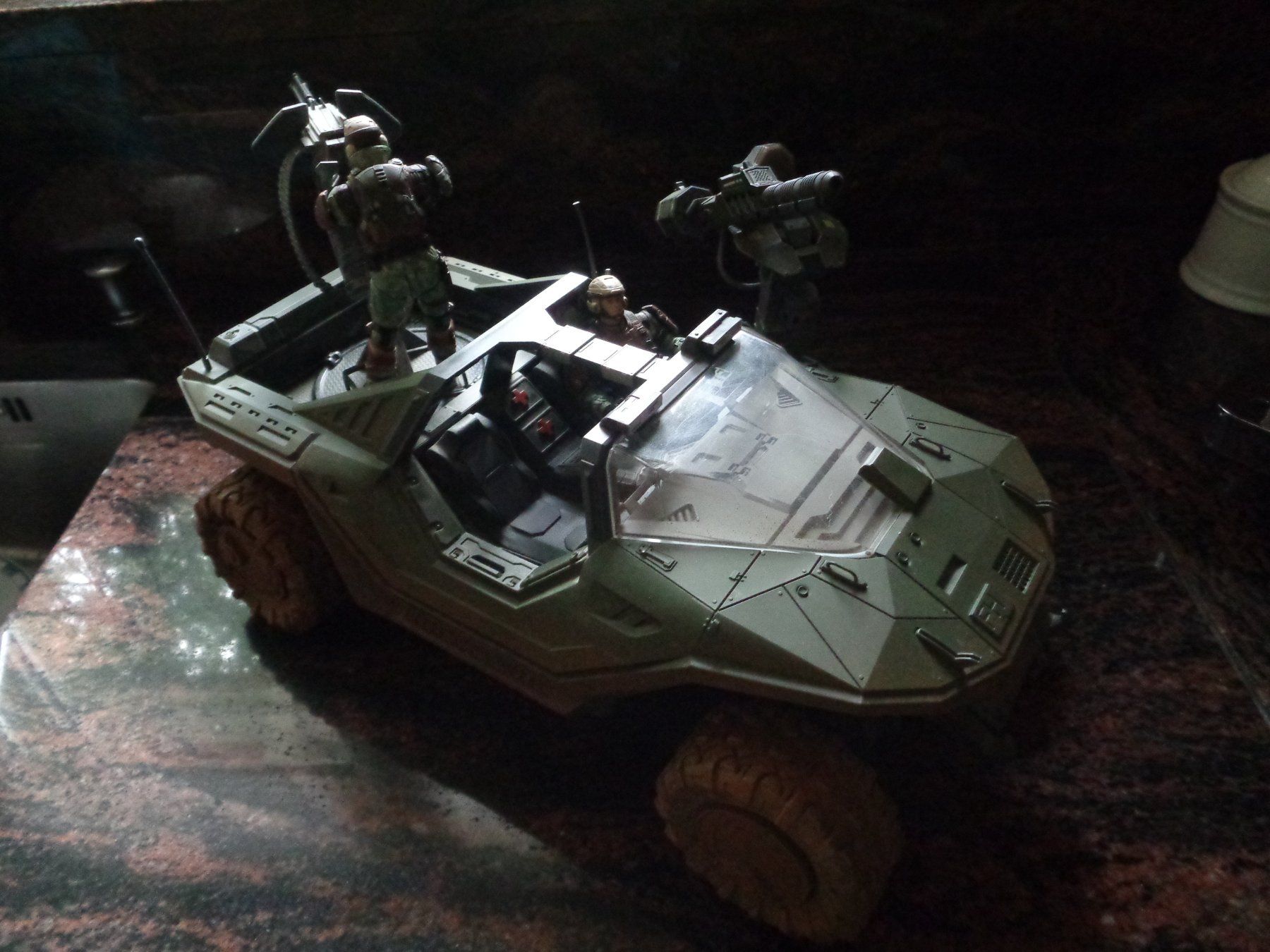 Statuette: HALO  Warthog – Usato da sargans venduto da Angamar