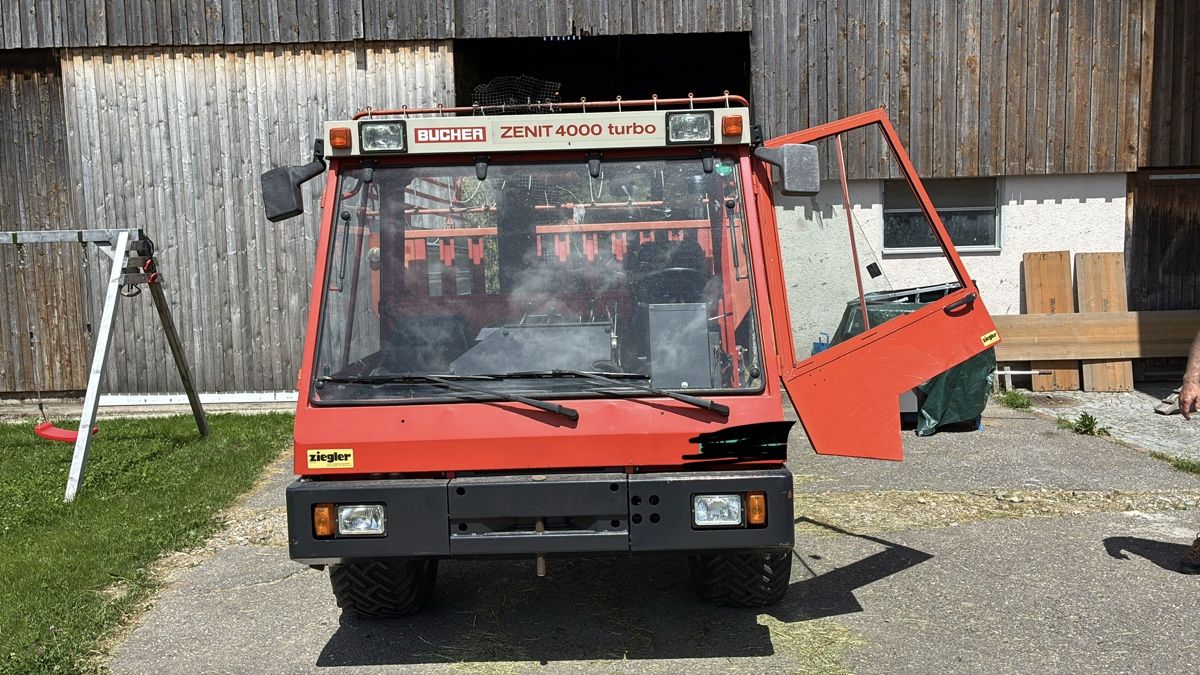 Bucher Traktoren: Bucher Zenit 4000 Turbo  – Gebraucht aus Bäretswil von gra_6mx2 4