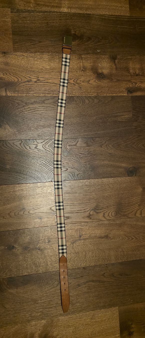 Burberry Gürtel: Burberry Gürtel, Grösse 42 / 105cm – Gebraucht aus Meilen von simonio13 3