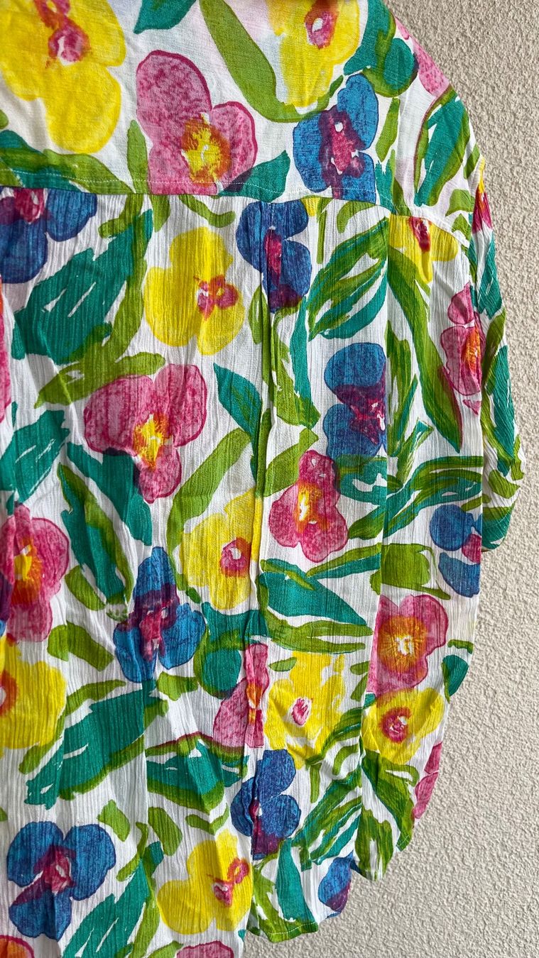 Chemisiers: Bluse/Strandhemd blumen farbig – D'occasion à Arni AG par sch_7rz9 3