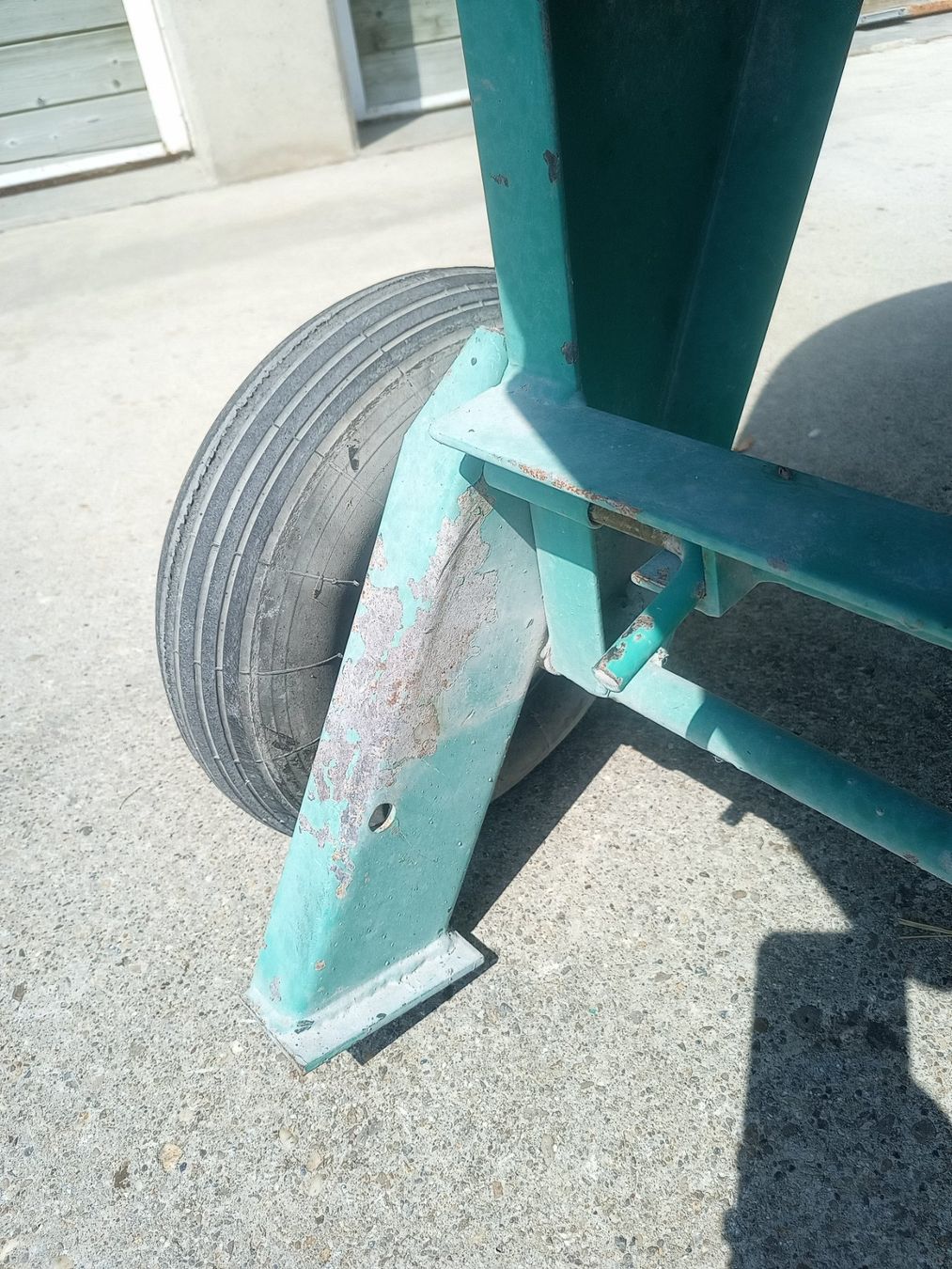 Tutte le macchine: Zwangsmischer / Betonmischer Huggler – Usato da Busswil b.Melchnau venduto da Morgen77 7