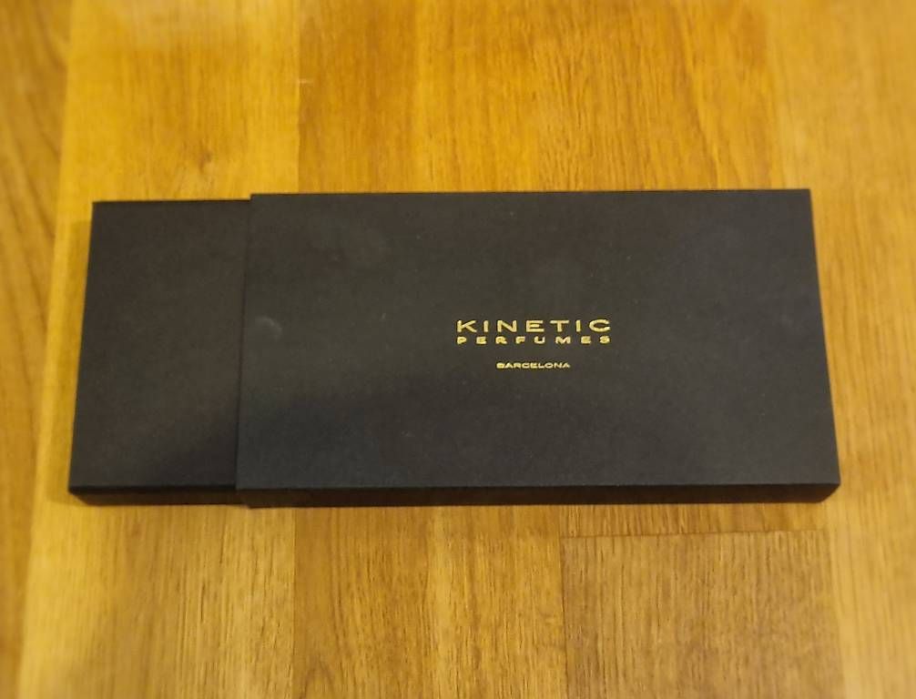 Profumi & Eau de Toilette: KINETIC DISCOVERY SET (5x2ml) – Usato da Rotkreuz venduto da Muffinman9999 1