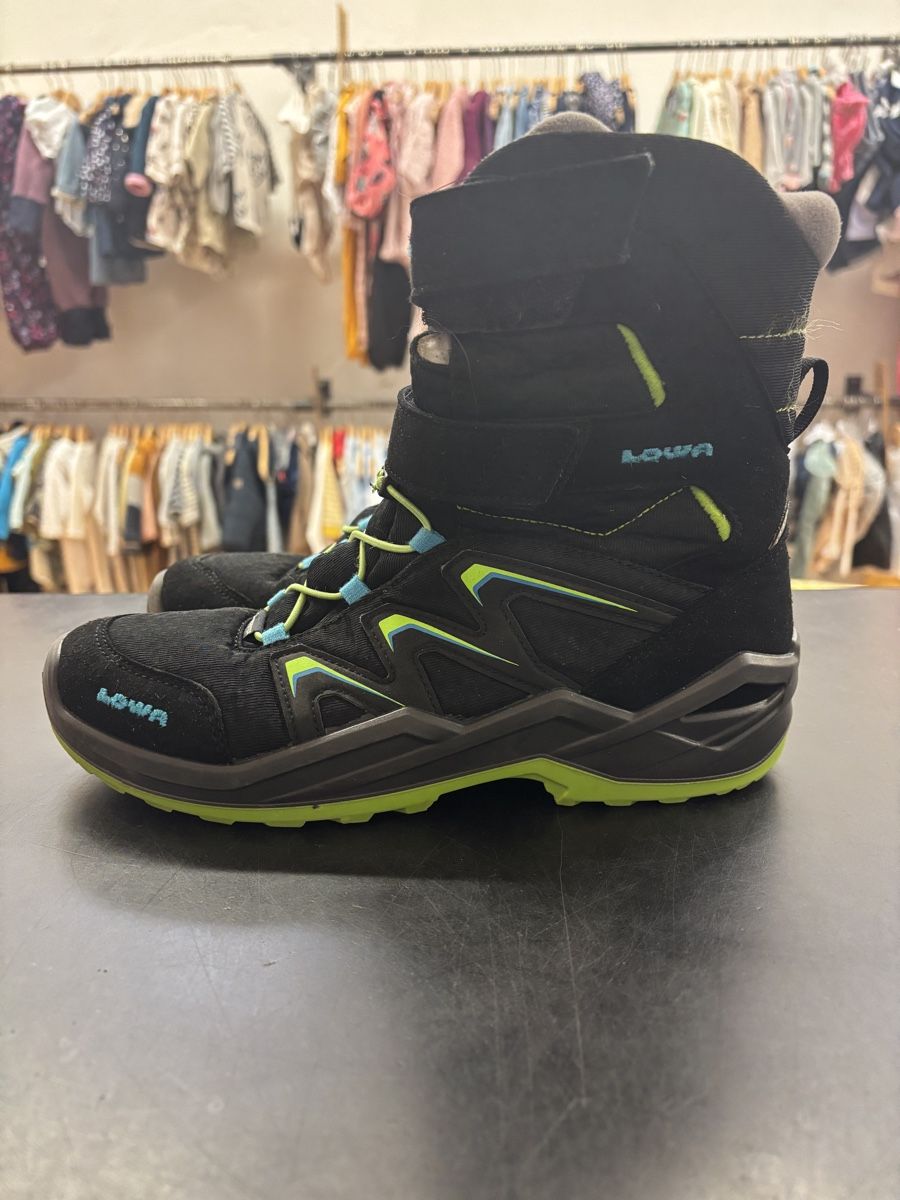 Lowa Scarpe per ragazzi: Lowa Winterstiefel, Grösse 38 – Usato da Büren an der Aare venduto da Nikito2001