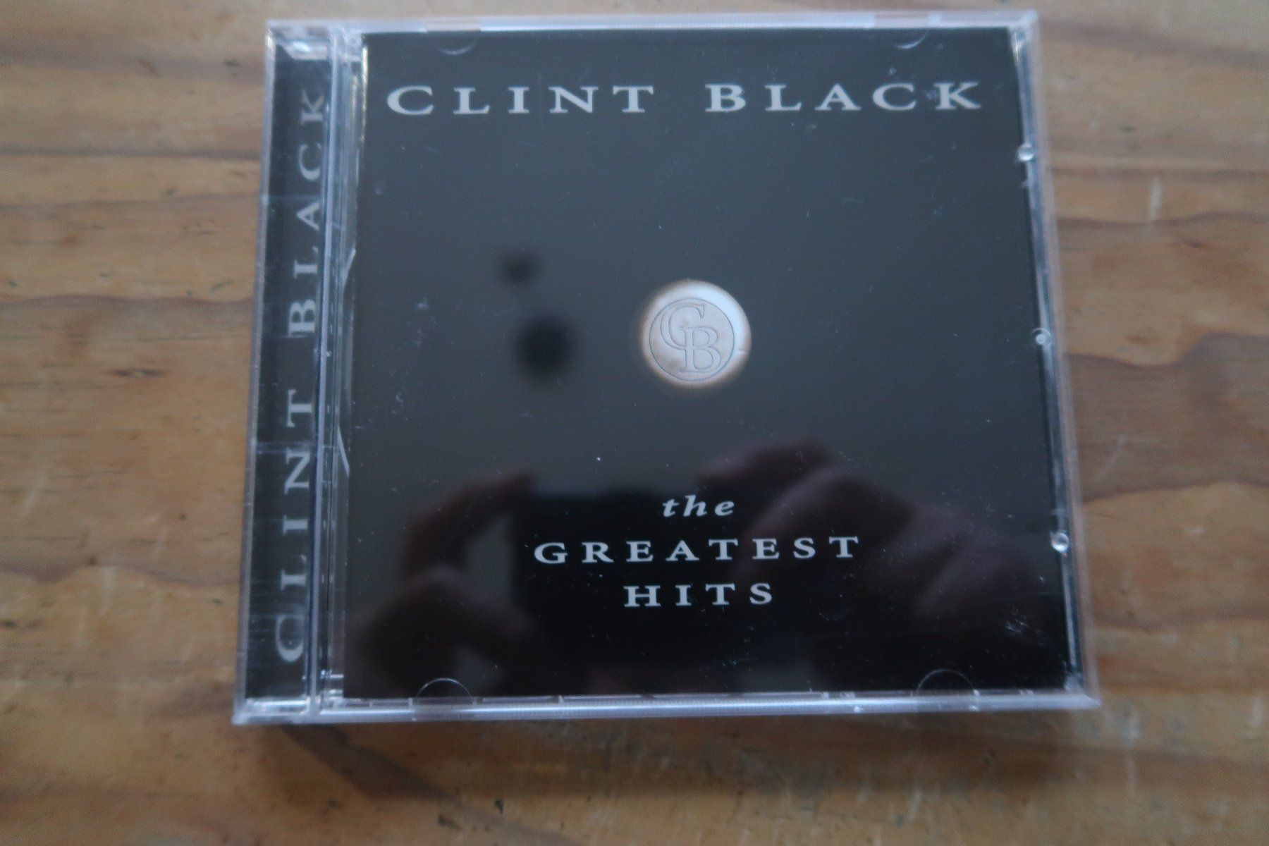 CD: CLINT BLACK - THE GREATEST HITS - CD – Usato da Basel venduto da Patiscat