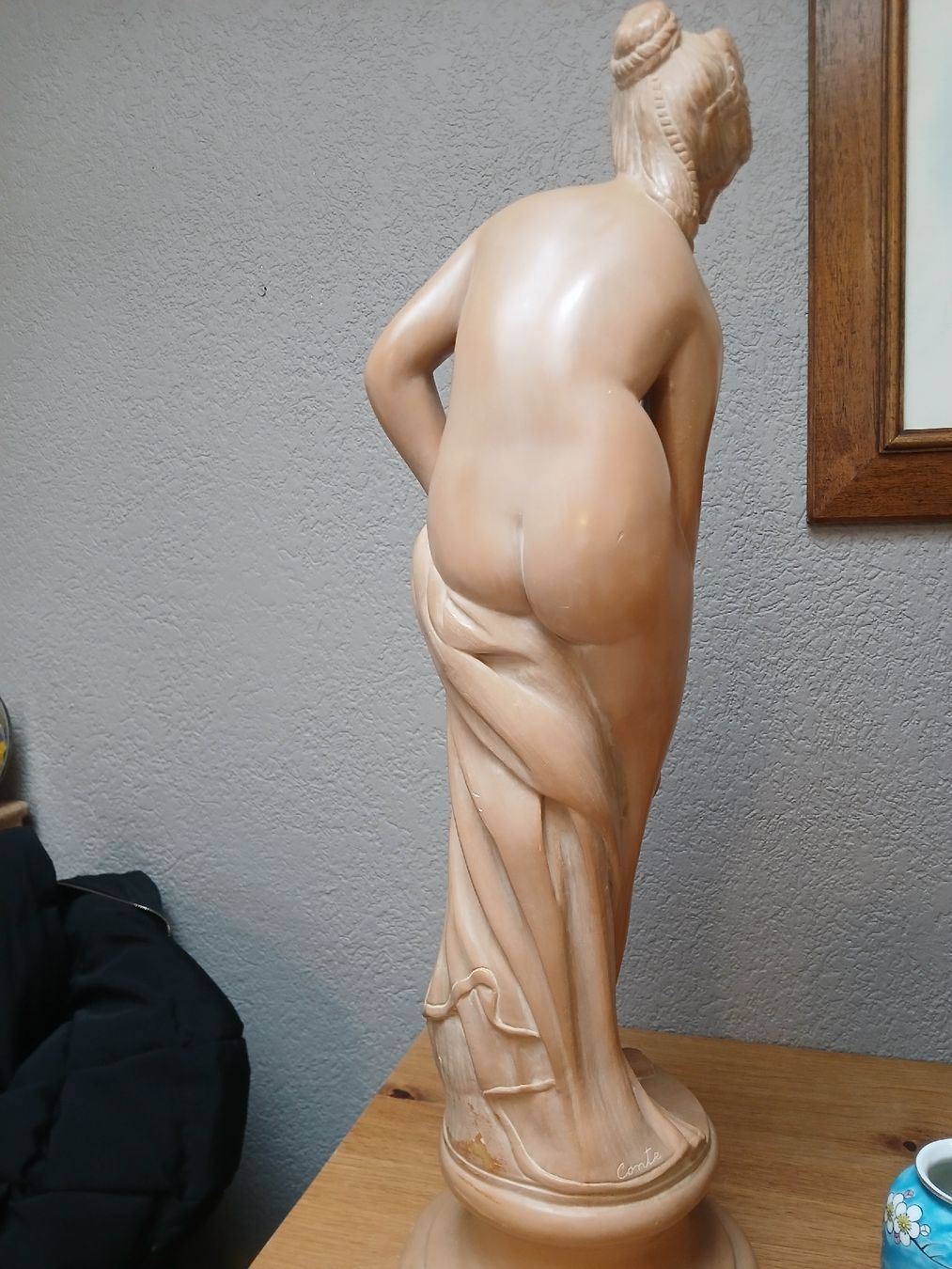 Skulpturen & Statuen: Statue décorative en plâtre - Venus au bain – Gebraucht aus Corcelles-Payerne von evalyne 3